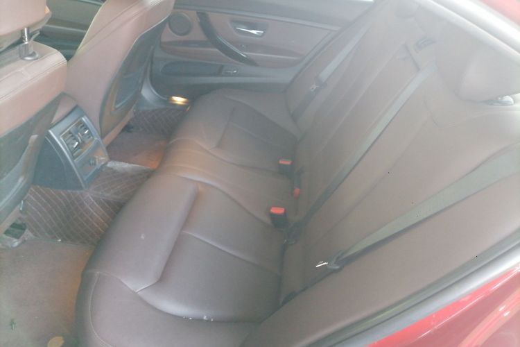 宝马3系 2018款 320Li 领先型M运动套装中控内饰21