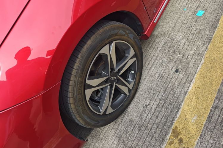 奇瑞 艾瑞泽5 PLUS 2021款 小AI 1.5L CVT享PLUS车身外观6007