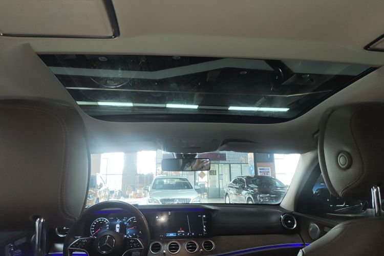 奔驰E级 2021款 改款 E 300 L 时尚型局部细节22