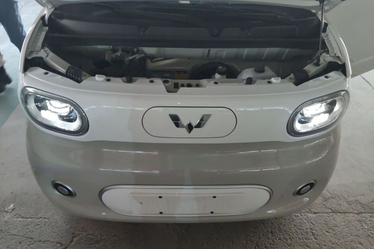 五菱汽车 宏光MINIEV 2024款 第三代 215km 青春版机舱底盘24