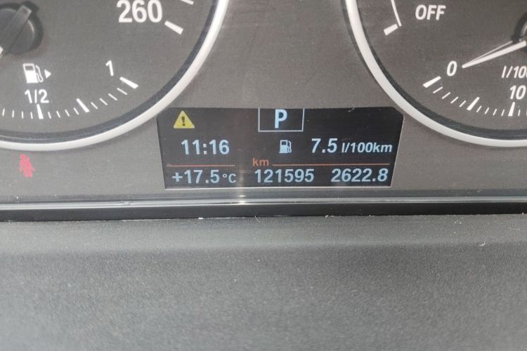 宝马X1 2016款 sDrive18Li 时尚型中控内饰15