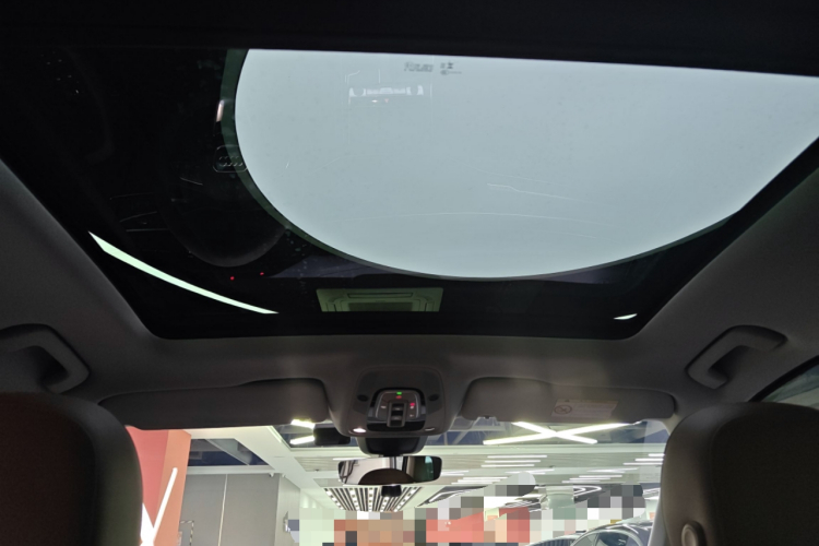 奥迪Q7 2023款 55 TFSI quattro S line运动型中控内饰22