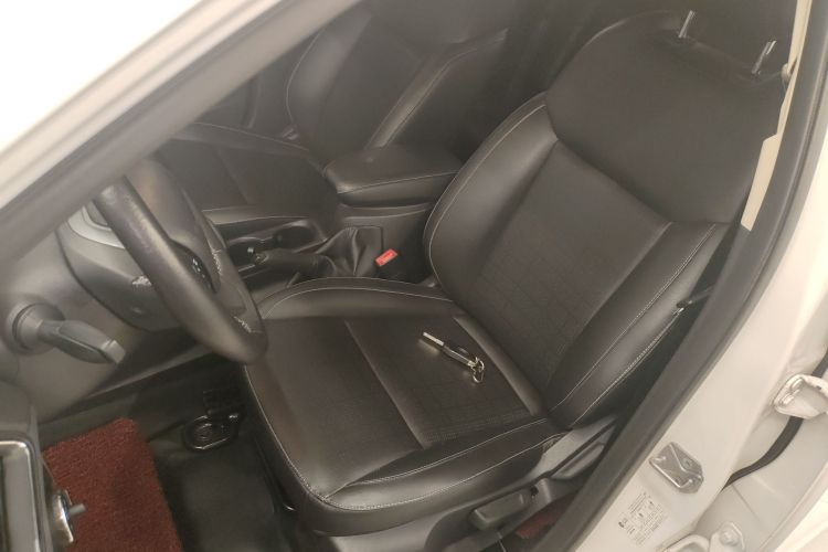 福特 福睿斯 2017款 幸福版 1.5L 自动时尚型中控内饰19