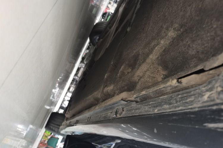 奥迪A6L 2023款 改款 45 TFSI quattro 臻选动感型局部细节9001