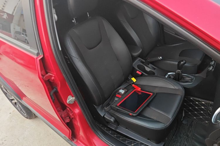 奇瑞 瑞虎3X 2018款 1.5L 手动精英版局部细节41