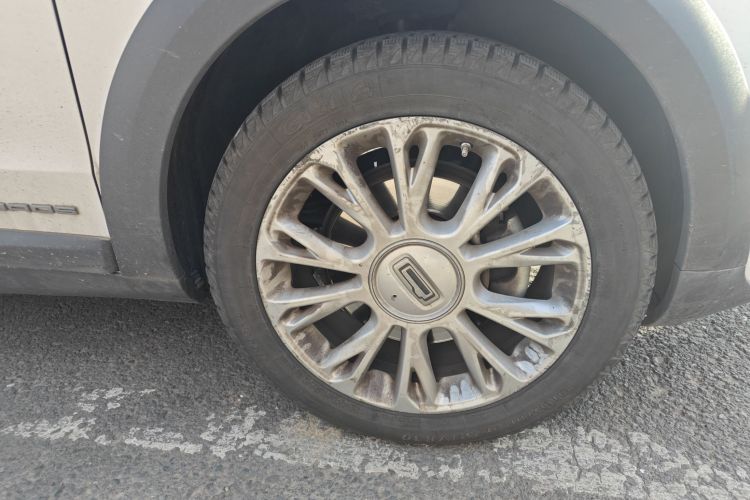 观致3 2015款 都市SUV 1.6T 自动炫动派车身外观10