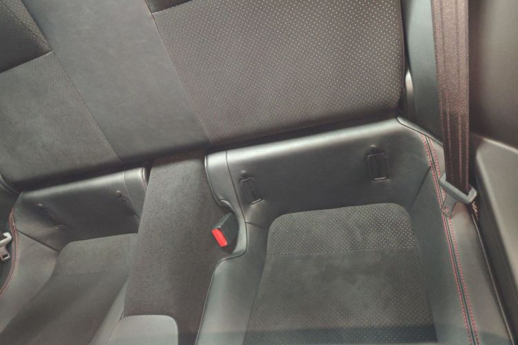 斯巴鲁BRZ 2022款 2.4L 手动版中控内饰21