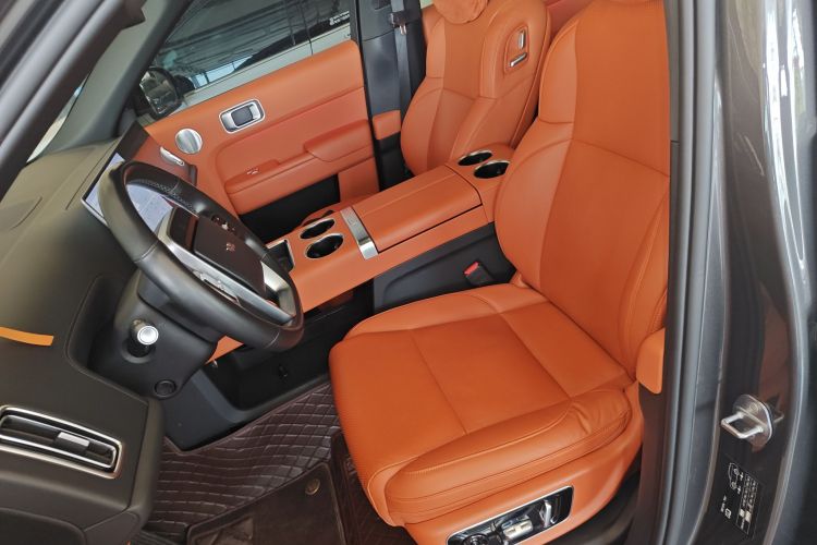 理想汽车 理想L9 2022款 Max中控内饰19