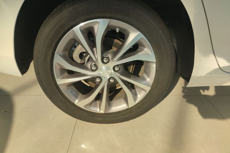 别克 威朗 2023款 Pro 乐享版车身外观6008