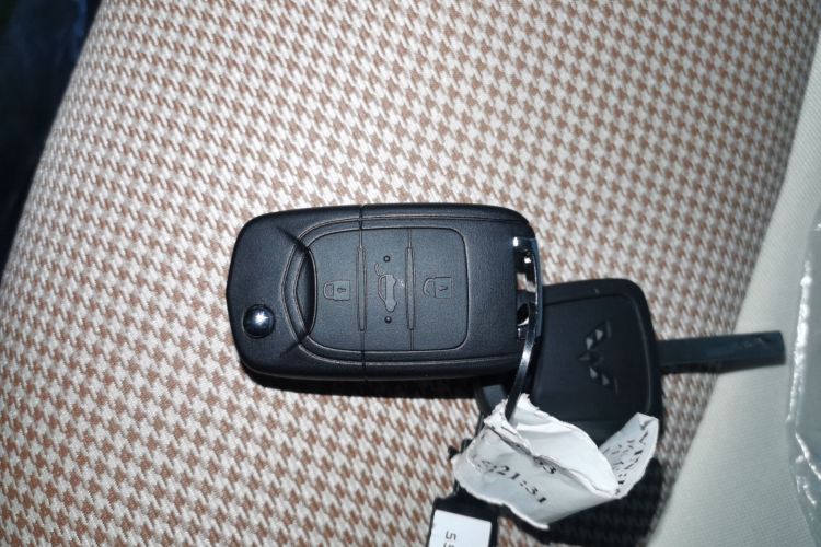 五菱汽车 宏光MINIEV 2024款 第三代 215km 青春版中控内饰11