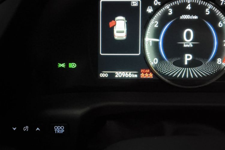 雷克萨斯ES 2025款 200 臻享版中控内饰15