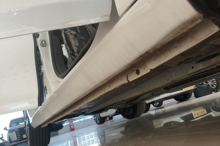 标致408 2022款 1.6T 追光版局部细节9001