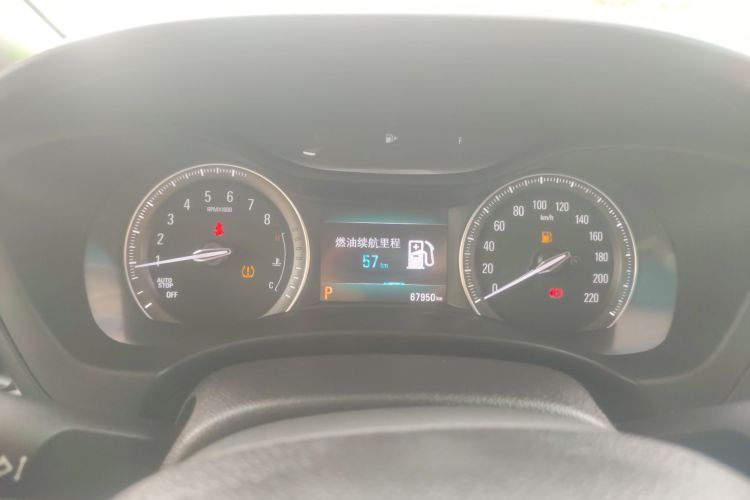 别克GL6 2019款 18T 6座互联尊贵型 国V局部细节14