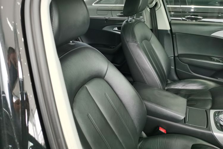 奥迪A6L 2016款 45 TFSI quattro 运动型中控内饰41