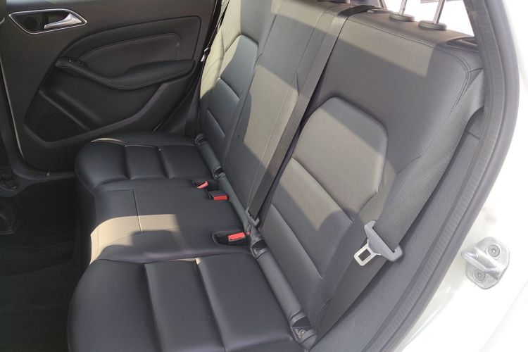 奔驰B级 2012款 B 180中控内饰21