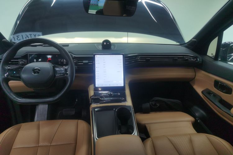 蔚来ES8 2020款 580KM 七座版中控内饰16