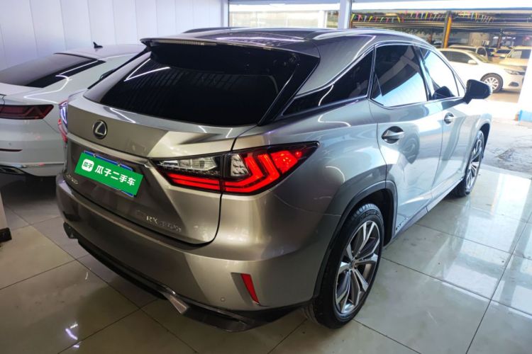 雷克萨斯RX 2016款 450h 四驱豪华版车身外观7