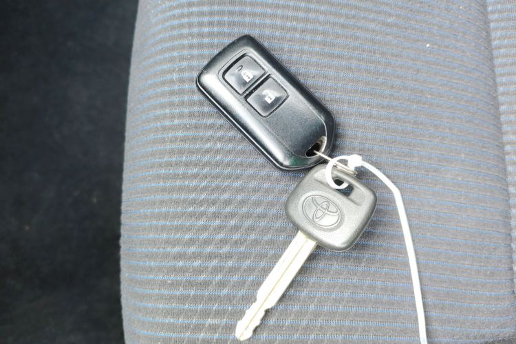 丰田 YARiS L 致炫 2015款 1.5E 自动魅动版中控内饰7001