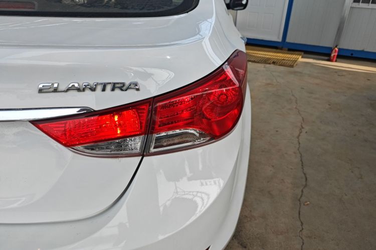 现代 朗动 2015款 1.6L 自动领先型车身外观6006