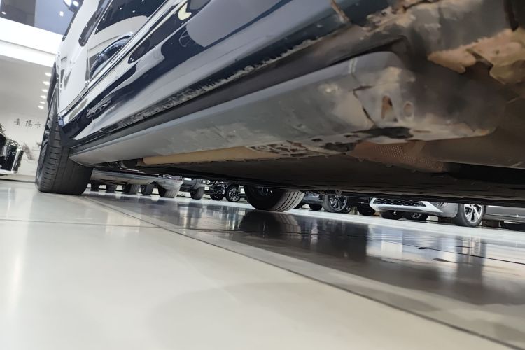 鸿蒙智行 问界M9 2024款 增程 Ultra版 52kWh 5座版局部细节9001