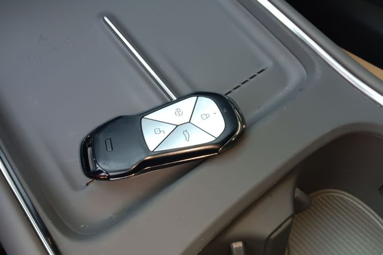 小鹏P7+ 2024款 超长续航 Max中控内饰7001