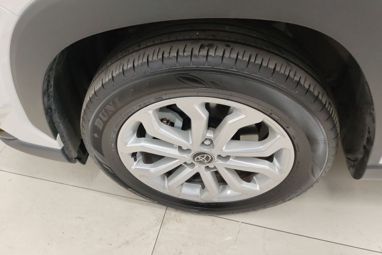 丰田 锋兰达 2024款 2.0L CVT领先版车身外观6007