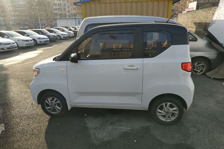 五菱汽车 宏光MINIEV 2020款 自在款 磷酸铁锂车身外观4