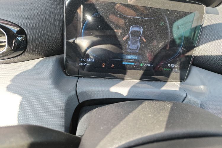 零跑汽车 零跑T03 2021款 400豪华版中控内饰15