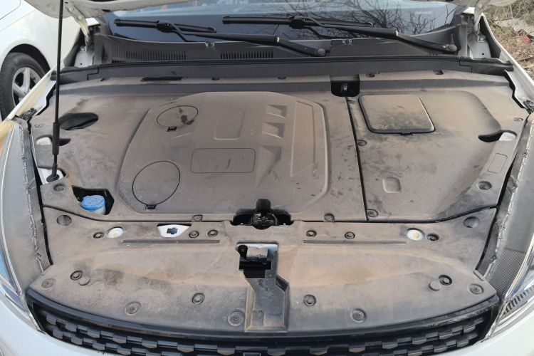 凯翼 炫界Pro 2021款 1.5T CVT劲尊版机舱底盘24