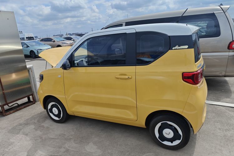 五菱汽车 宏光MINIEV 2021款 马卡龙臻享款 三元锂车身外观4