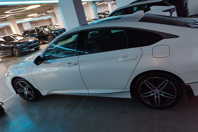 本田 英仕派 2022款 260TURBO 精悦版车身外观4