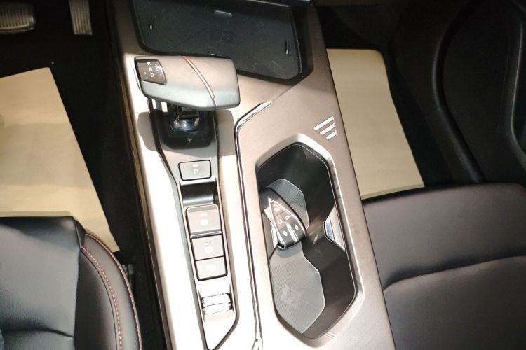 长安X5 PLUS 2024款 1.5T DCT智尊型局部细节18