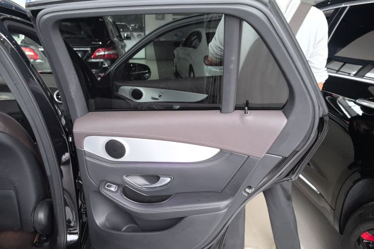 奔驰GLC 2017款 GLC 200 4MATIC中控内饰45