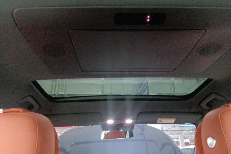 理想汽车 理想L7 2023款 Max中控内饰22