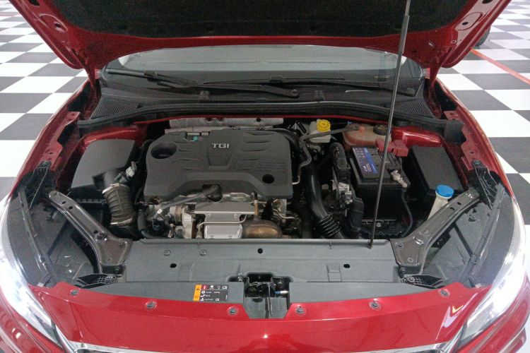 名爵 MG6 2017款 20T 自动豪华智联版 国V机舱底盘24