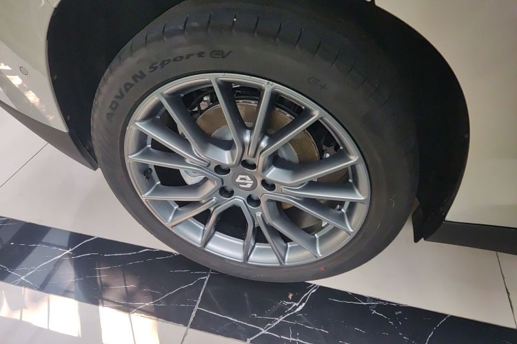 零跑汽车 零跑C10 2024款 530智享版车身外观6002