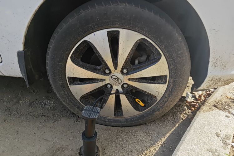 凯翼C3R 2015款 1.5L AMT金钻版车身外观10