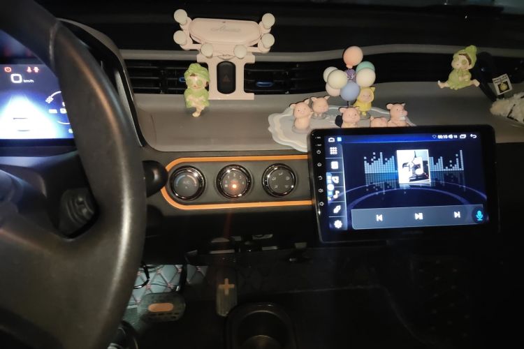 五菱汽车 宏光MINIEV 2022款 自在款 磷酸铁锂中控内饰16