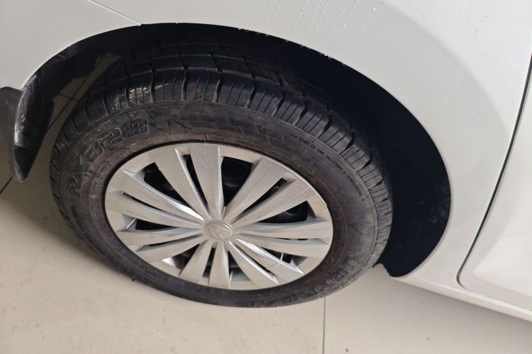 大众 桑塔纳 2016款 1.6L 自动风尚版车身外观56