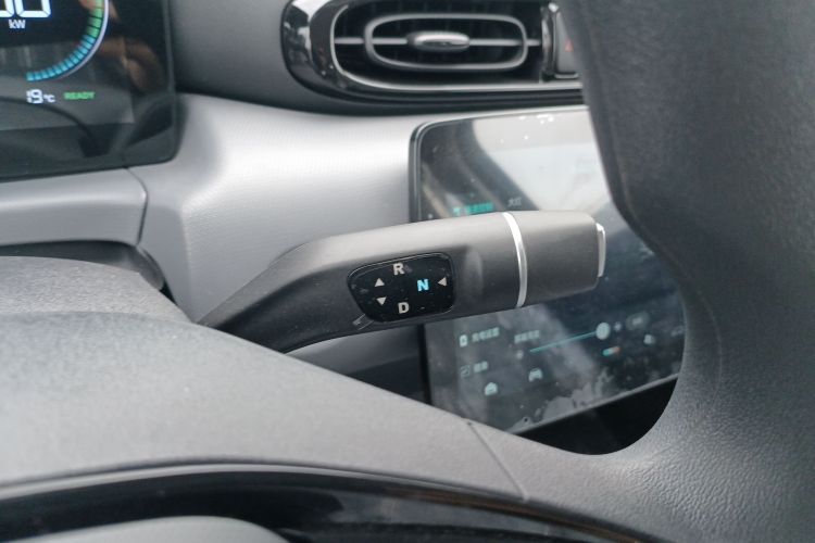 零跑汽车 零跑T03 2024款 200轻享版中控内饰18