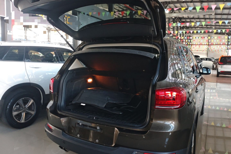 大众 途观 2017款 300TSI 自动两驱丝绸之路风尚版局部细节23