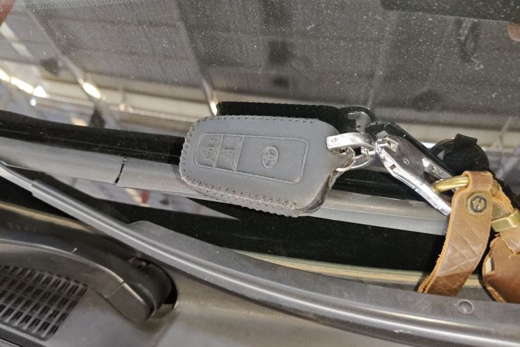 丰田 威兰达 2022款 2.0L CVT两驱豪华PLUS版中控内饰11