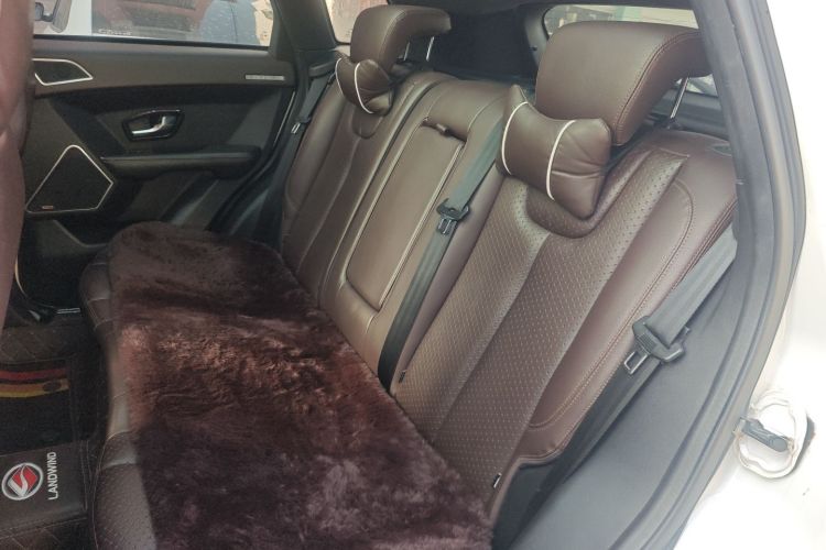 陆风X7 2015款 2.0T 全景尊贵版中控内饰21