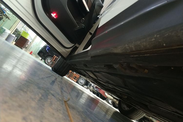 奔驰GLB 2021款 GLB 200 动感型局部细节9002