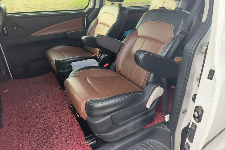 东风风行 风行F600 2016款 F600L 1.5T 豪华型中控内饰7004