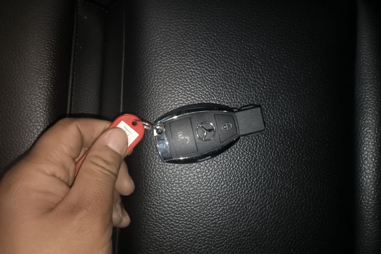 奔驰B级 2017款 B 200 动感型中控内饰11