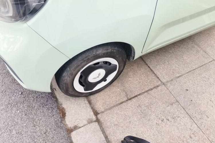 五菱汽车 宏光MINIEV 2021款 马卡龙时尚款 磷酸铁锂车身外观6007