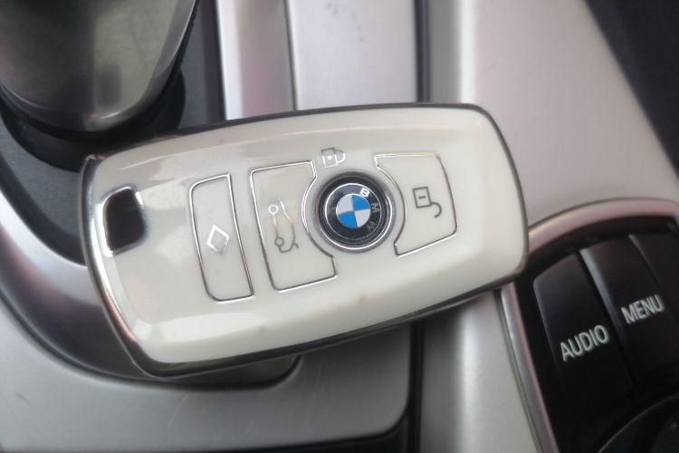 宝马1系(进口) 2013款 改款 116i 领先型中控内饰11