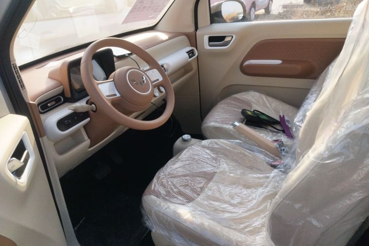 五菱汽车 宏光MINIEV 2024款 第三代 215km 青春版中控内饰19