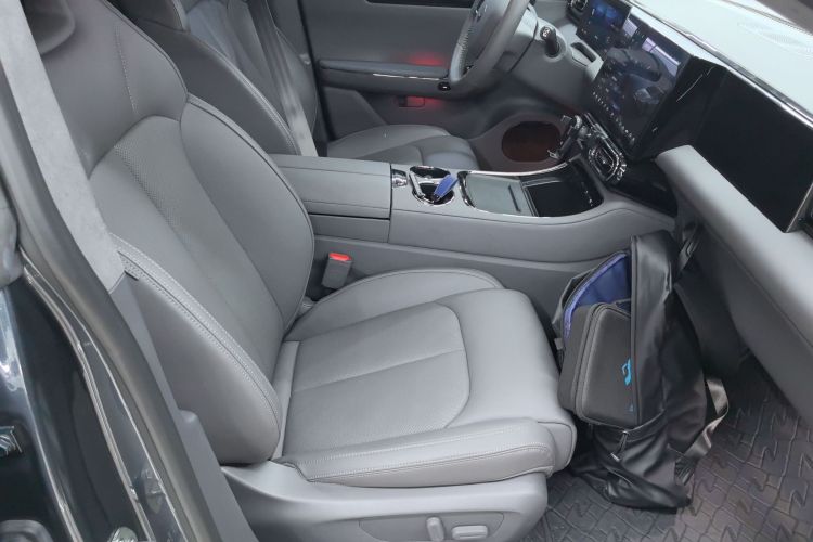 零跑汽车 零跑C01 2022款 后驱长续航版局部细节41